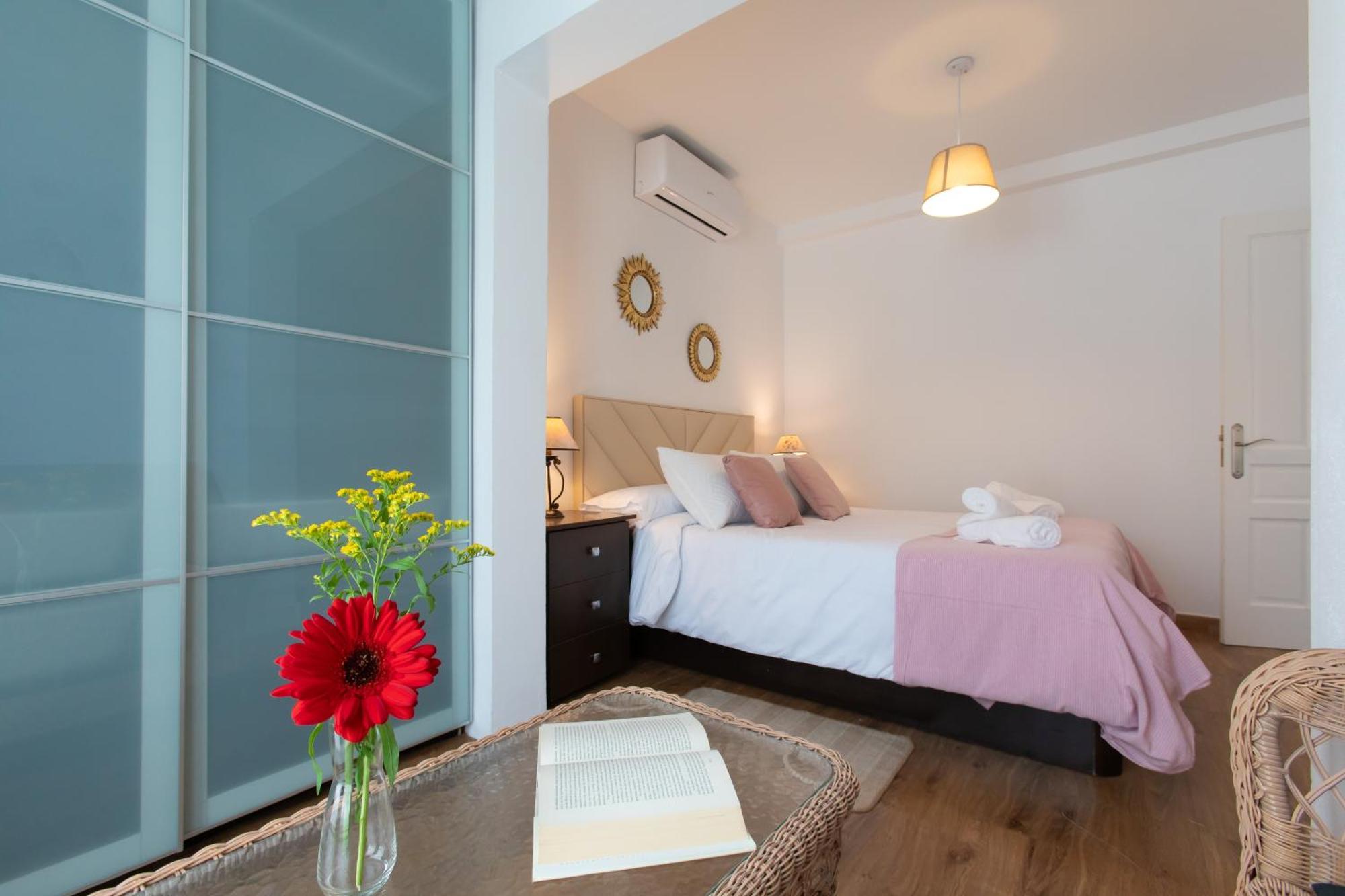 Boutique Rooms Playa Burriana Nerja Exterior foto