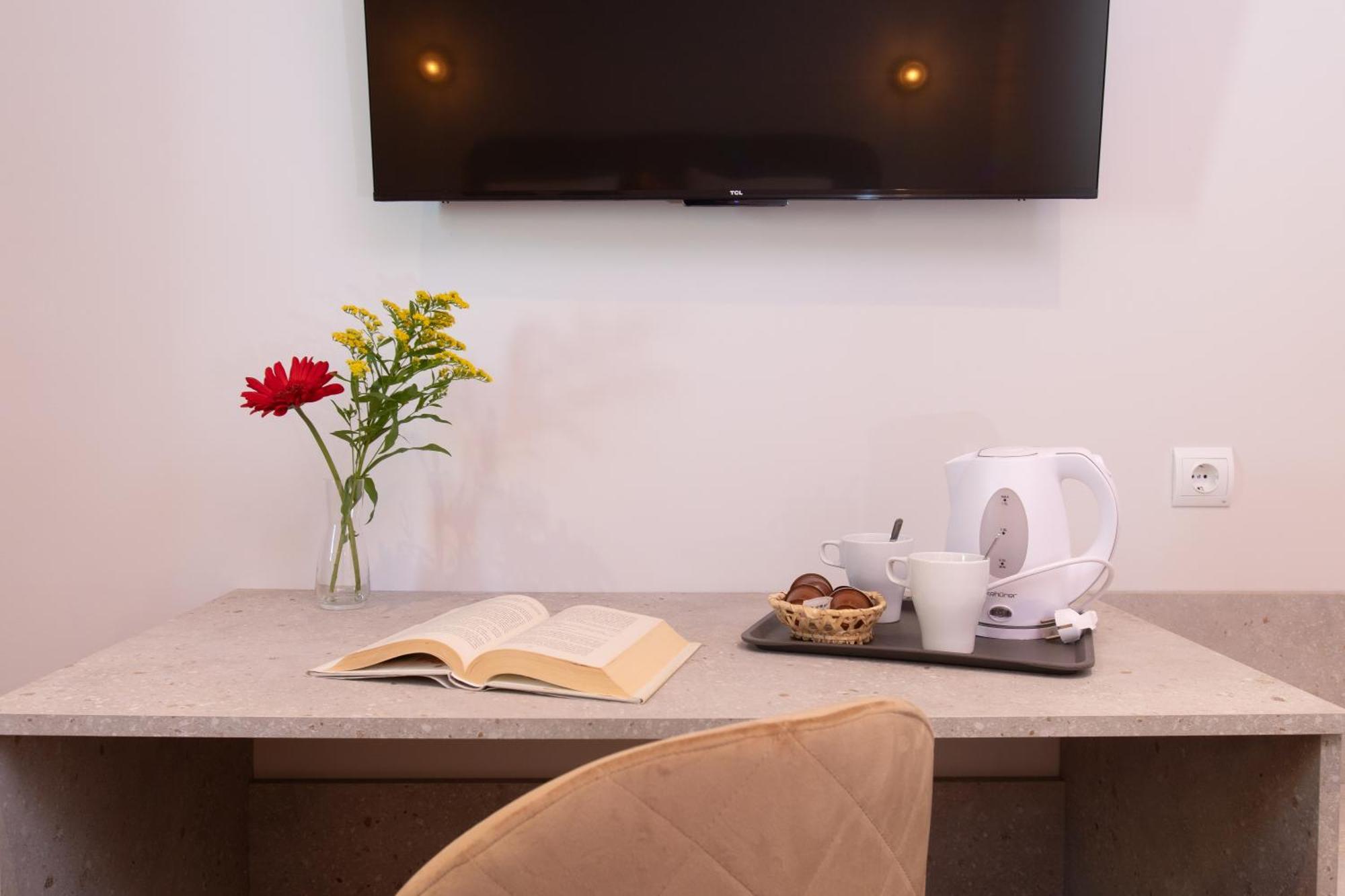 Boutique Rooms Playa Burriana Nerja Exterior foto