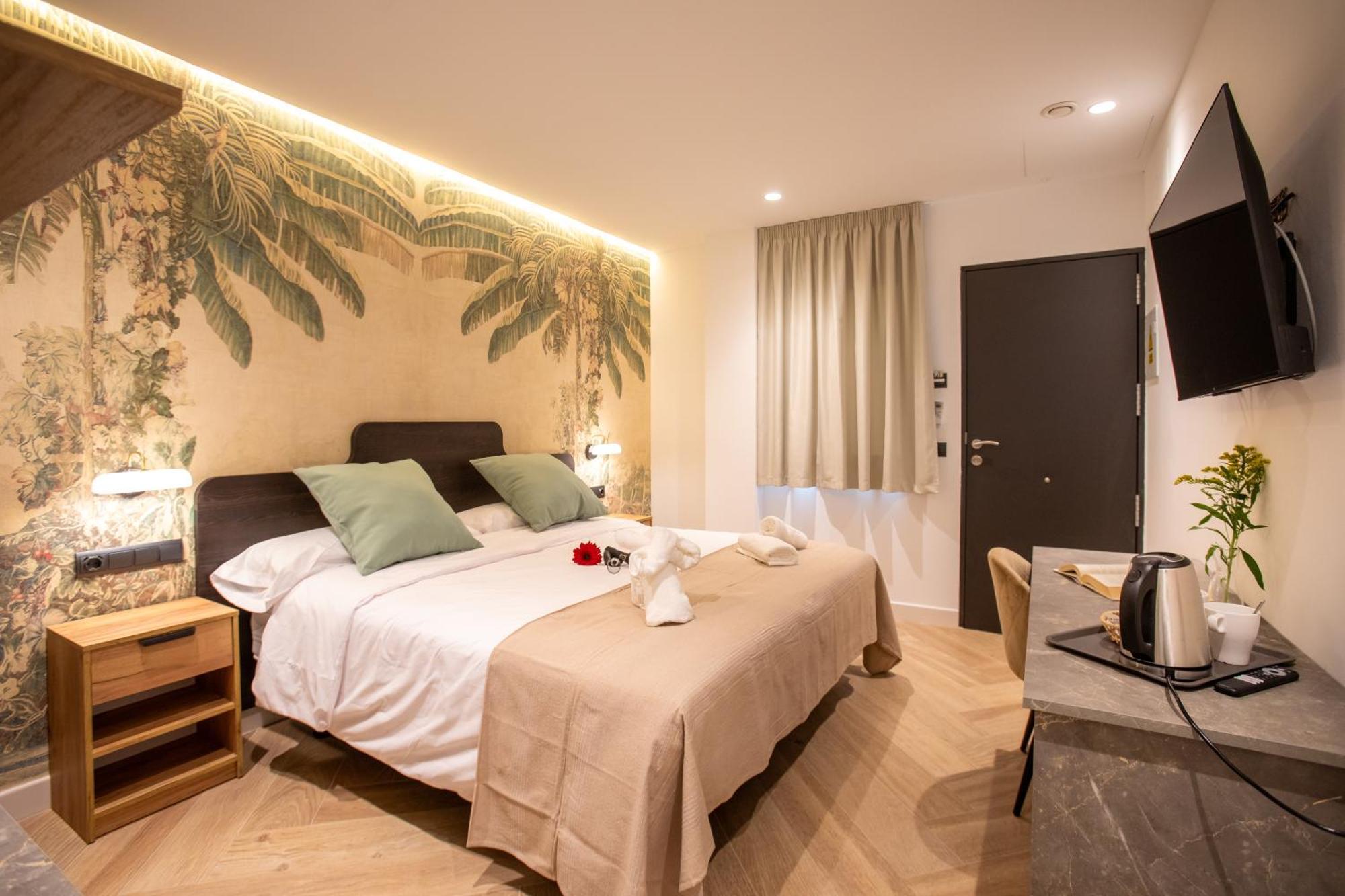 Boutique Rooms Playa Burriana Nerja Exterior foto